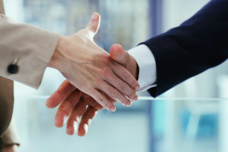 AdobeStock_1657668114-Mobile